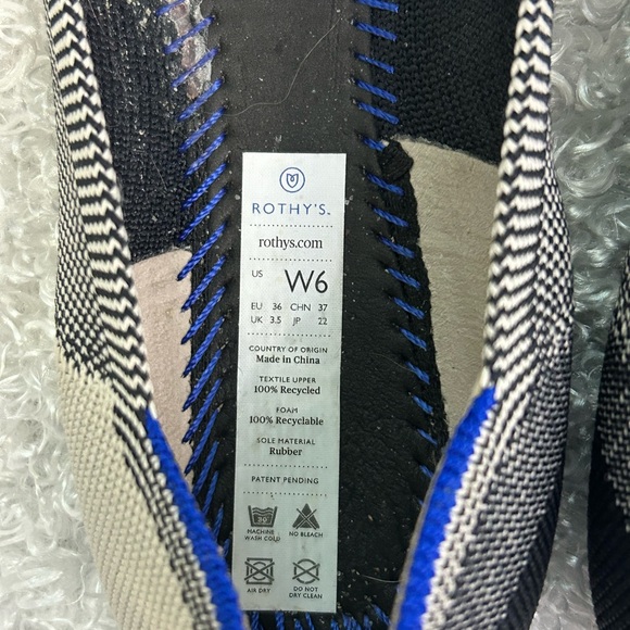 Rothy’s Womens Size 6 Round Toe Cream Black Plaid Flats Shoes - Picture 7 of 8